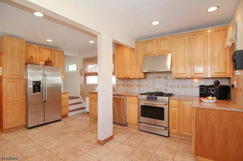 39 Hillside Ave, Hillside, NJ 07205 photo 17