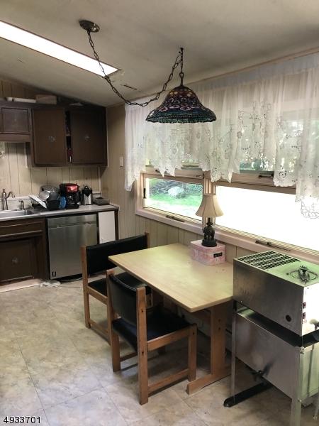 53 Ludlum Rd, Wayne, NJ 07470 photo 4