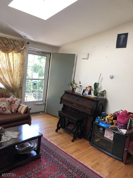 53 Ludlum Rd, Wayne, NJ 07470 photo 3