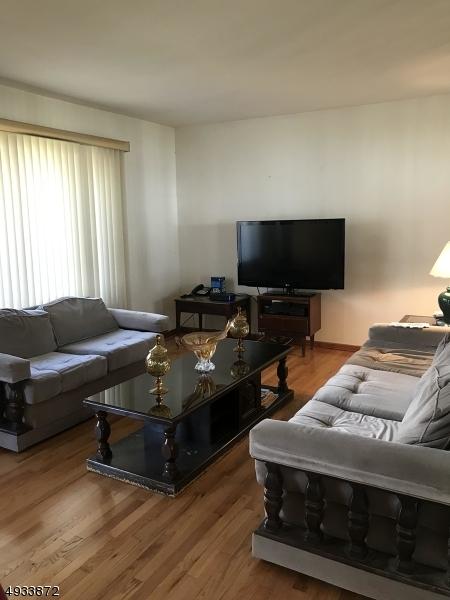 91 Warwick Rd, Hillside, NJ 07205 photo 3