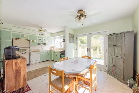 260 Perry St, Dover, NJ 07801 photo 9