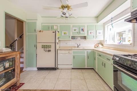 260 Perry St, Dover, NJ 07801 photo 5