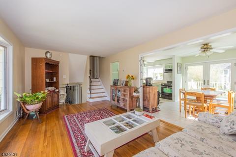 260 Perry St, Dover, NJ 07801 photo 4