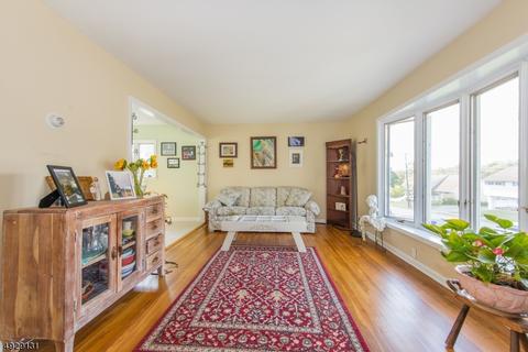 260 Perry St, Dover, NJ 07801 photo 2