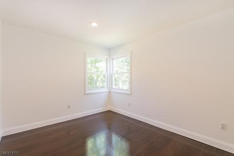 495 Walnut St, Nutley, NJ 07110 photo 13