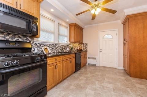 34 E Passaic Ave, Bloomfield, NJ 07003 photo 2