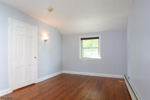38 Grayson Pl, Teaneck, NJ 07666 photo 20