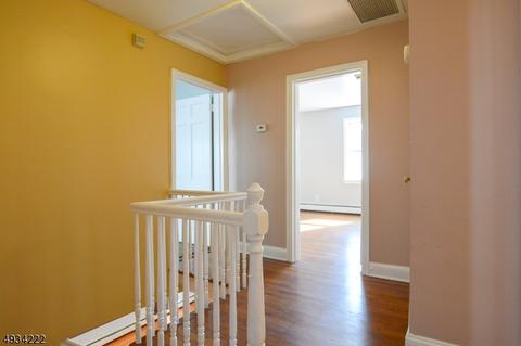 38 Grayson Pl, Teaneck, NJ 07666 photo 16