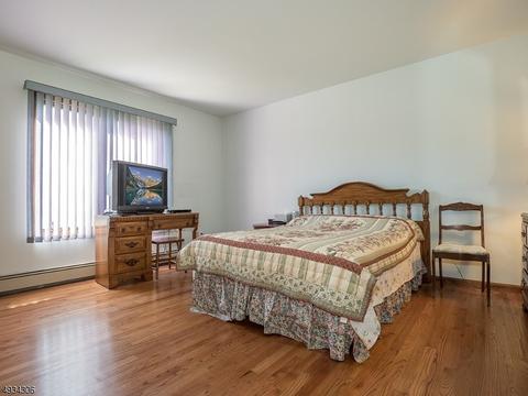44 Camillo Dr, Wayne, NJ 07470 photo 19