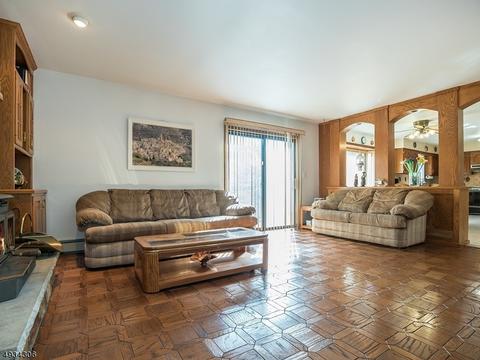 44 Camillo Dr, Wayne, NJ 07470 photo 8