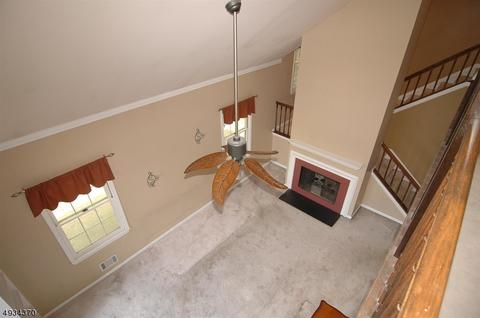 60 Oriole Dr, Hackettstown, NJ 07840 photo 4