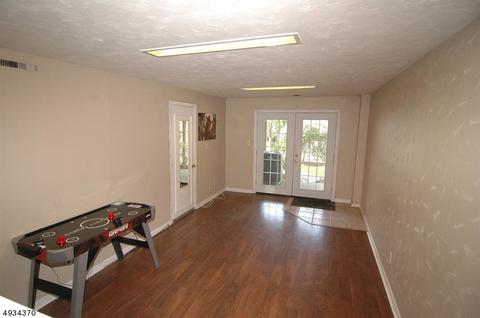 60 Oriole Dr, Hackettstown, NJ 07840 photo 15