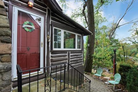 53 Mohawk Trl, Wayne, NJ 07470 photo 3