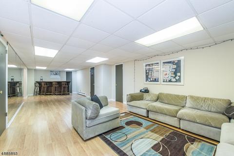 53 Verkade Dr, Wayne, NJ 07470 photo 20