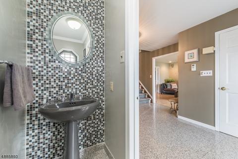 53 Verkade Dr, Wayne, NJ 07470 photo 15