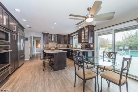53 Verkade Dr, Wayne, NJ 07470 photo 4