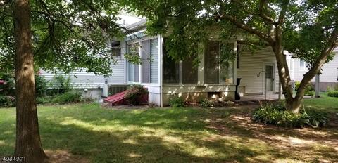 75 Meadow Rd, Clark, NJ 07066 photo 2