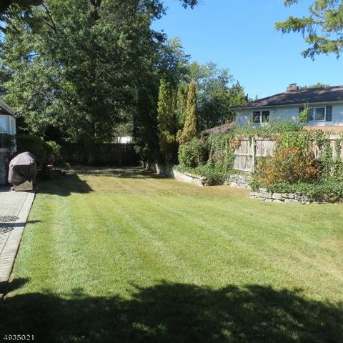 18 Fieldstone Pl, Wayne, NJ 07470 photo 15