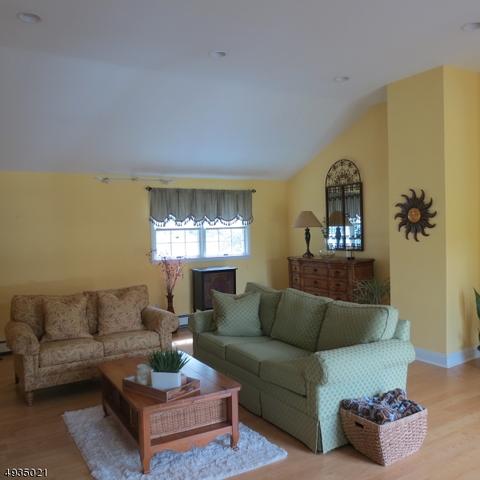 18 Fieldstone Pl, Wayne, NJ 07470 photo 8