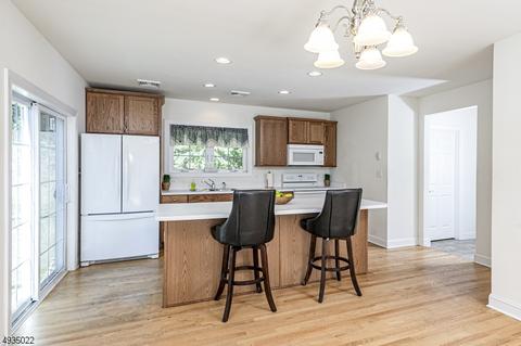 182 Spring Hill Rd, Skillman, NJ 08558 photo 7