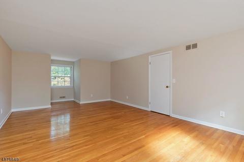 25 Old Forge Ln, Berkeley Heights, NJ 07922 photo 15