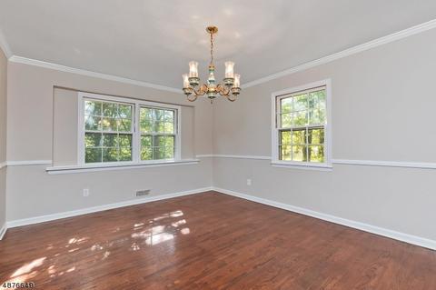 25 Old Forge Ln, Berkeley Heights, NJ 07922 photo 6