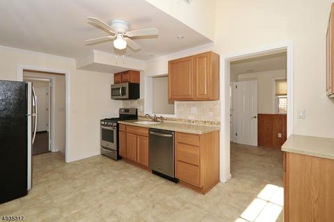 357 Willow Dr, Union, NJ 07083 photo 13