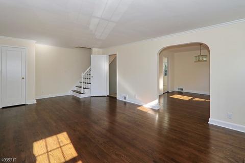 357 Willow Dr, Union, NJ 07083 photo 8
