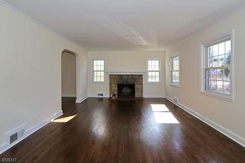 357 Willow Dr, Union, NJ 07083 photo 5