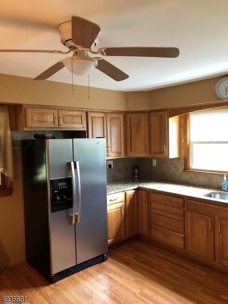 512 Centre St, Nutley, NJ 07110 photo 4