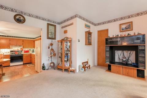 100 Summit Ave, Waldwick, NJ 07463 photo 9