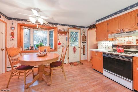 100 Summit Ave, Waldwick, NJ 07463 photo 10