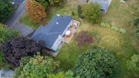 74 Hardwick Ln, Wayne, NJ 07470 photo 3