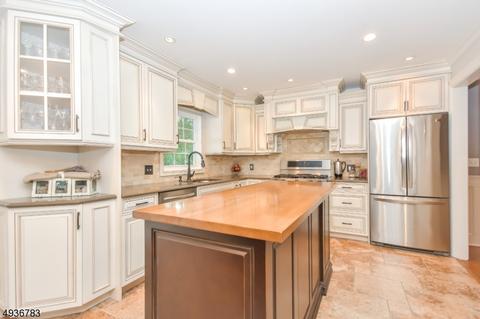 74 Hardwick Ln, Wayne, NJ 07470 photo 12