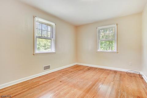 80 Hinchman Ave, Wayne, NJ 07470 photo 7