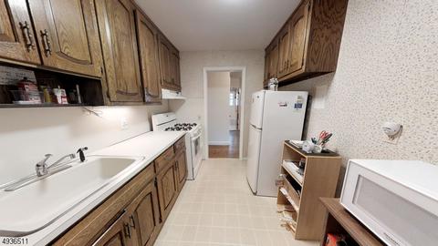 1021 Thomas St, Hillside, NJ 07205 photo 3
