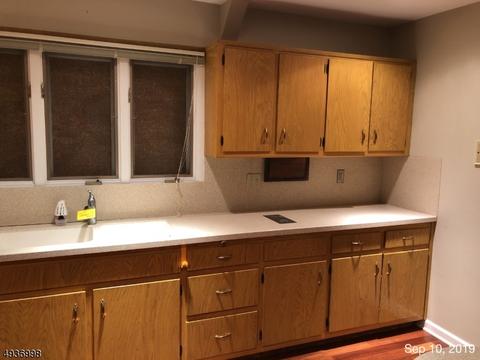 52 Tree Top Dr, Springfield, NJ 07081 photo 10