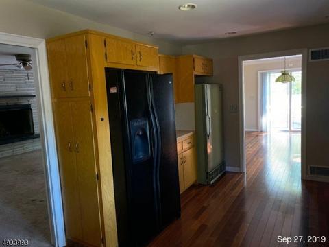 52 Tree Top Dr, Springfield, NJ 07081 photo 11