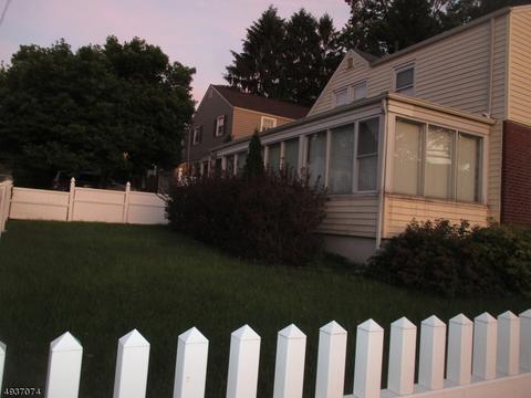28 Rowland Ave, Hackensack, NJ 07601 photo 3