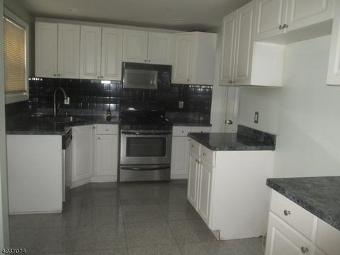 28 Rowland Ave, Hackensack, NJ 07601 photo 10