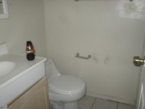 28 Rowland Ave, Hackensack, NJ 07601 photo 14
