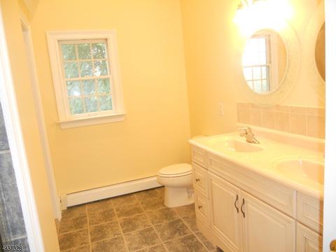 75 Foss Ave, Hampton, NJ 08827 photo 14