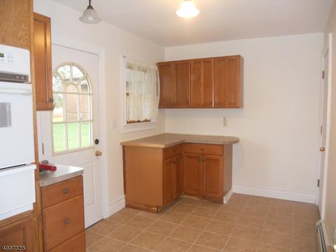 75 Foss Ave, Hampton, NJ 08827 photo 6