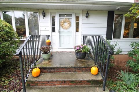 14 Drysdale Ln, Bridgewater, NJ 08807 photo 2