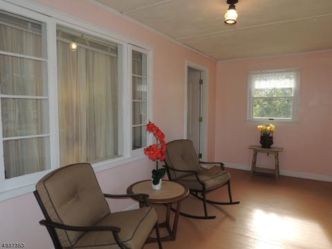 54 Knickerbocker Ave, Dover, NJ 07801 photo 6