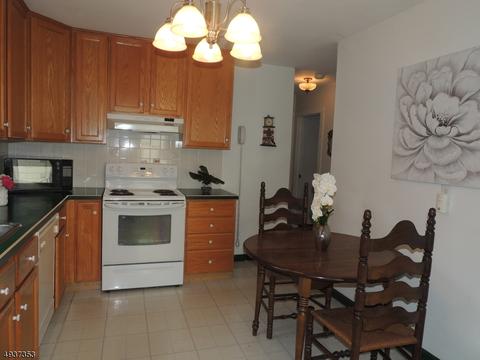 54 Knickerbocker Ave, Dover, NJ 07801 photo 12