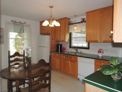 54 Knickerbocker Ave, Dover, NJ 07801 photo 13