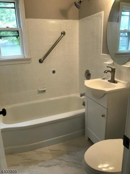 20 Gregory Ter, Bloomfield, NJ 07003 photo 6