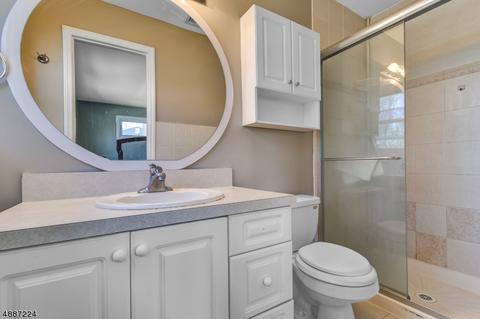 121 Laurel Dr, Springfield, NJ 07081 photo 6