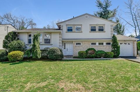 121 Laurel Dr, Springfield, NJ 07081 photo 1